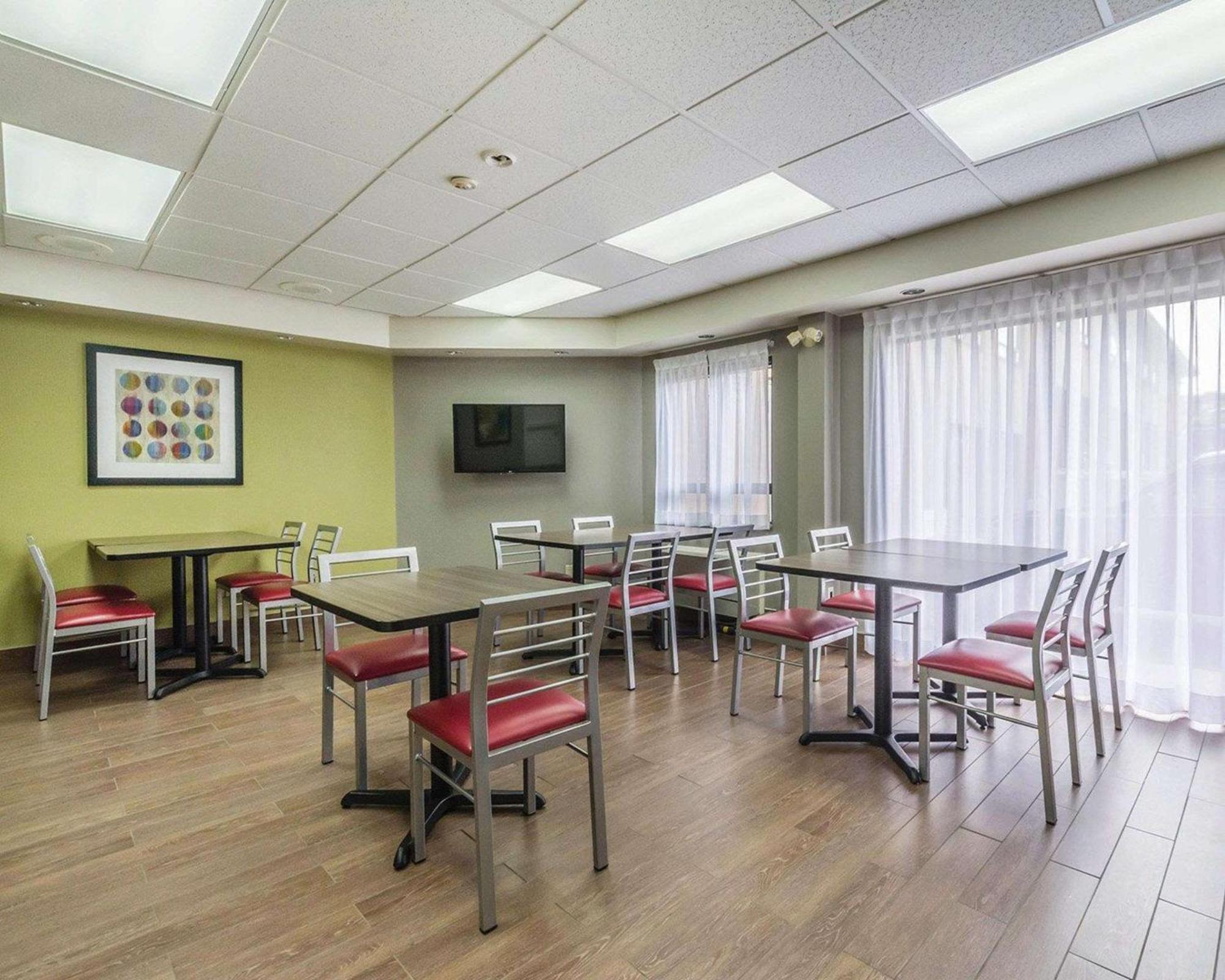 Comfort Inn תטפורד מיינס מראה חיצוני תמונה
