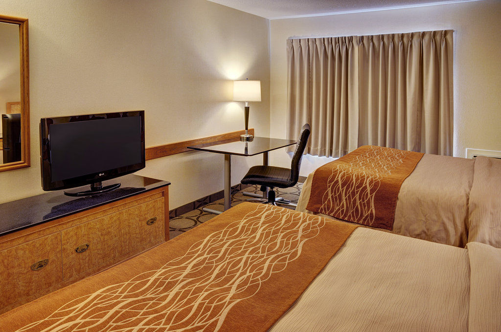 Comfort Inn תטפורד מיינס מראה חיצוני תמונה